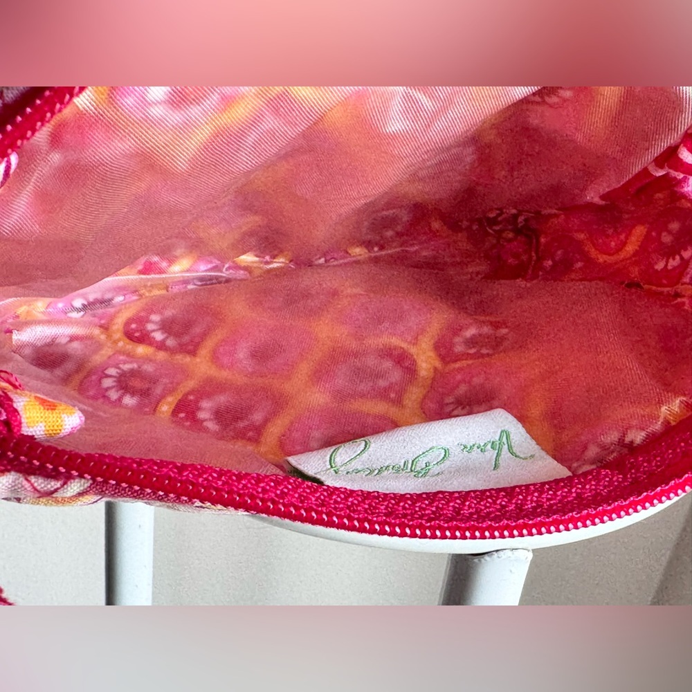 Vera Bradley Quilted Raspberry Fizz Lined & Zippered Travel Mini Cosmetic Bag - - Picture 10 of 13